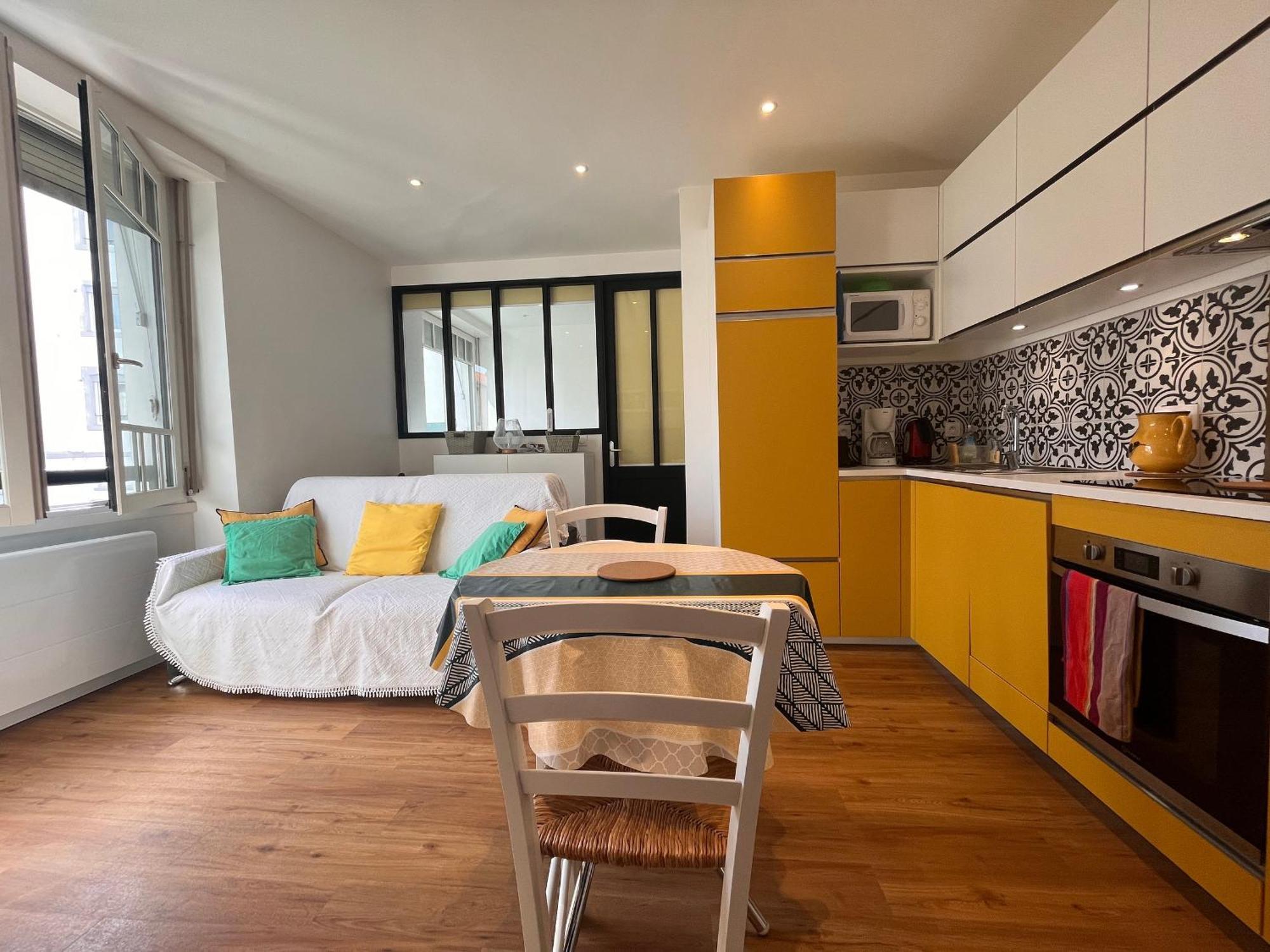 Appartement Lumineux 1 Chambre Au Coeur De Saint-Jean-De-Luz, Proche Plage Et Halles - Fr-1-239-890 외부 사진